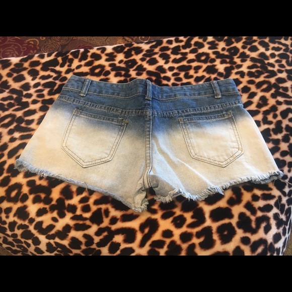 BRAND NEW, never worn! - Picture 2 of 2